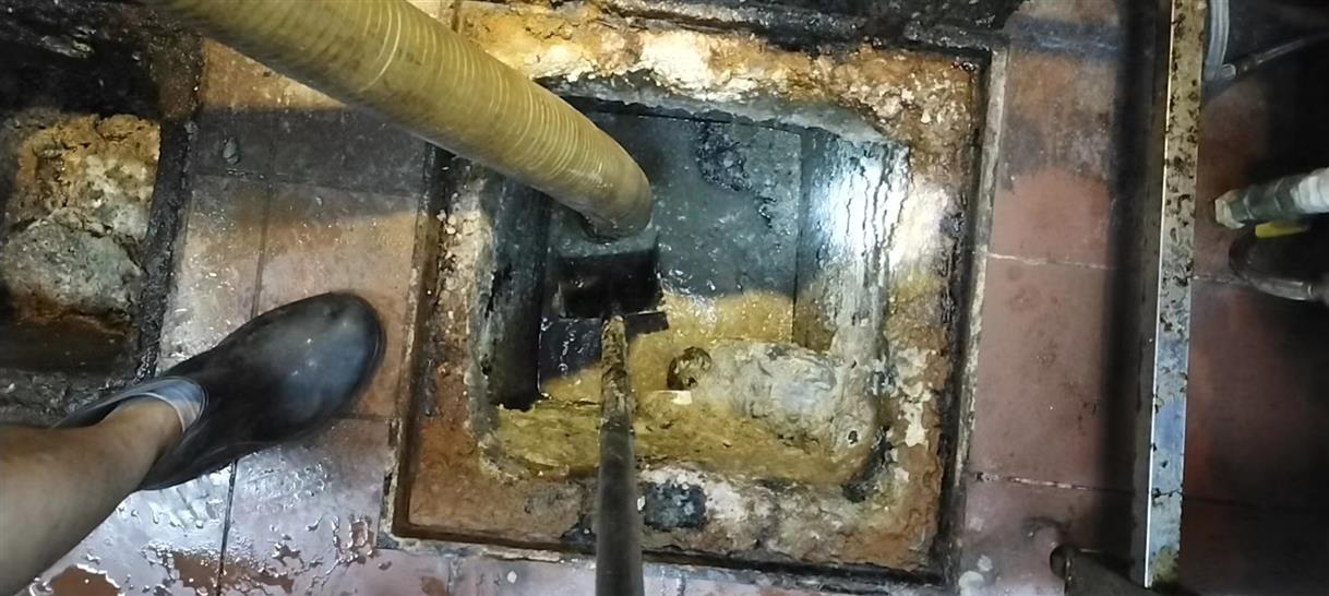 莱芜污水池清理一般都有毒气，怎么预防中毒呢？